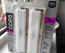 Brand New Pc Ram Crucial Pro Oc 64gb 2x32gb Ddr5 6000mhz Xmp Expo White