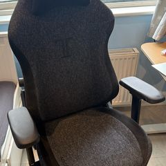 Secretlab TITAN 2020 SoftWeave Gaming/Office Chair - Black
