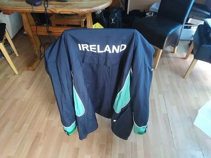 Nice warm Ireland jacket size large 42