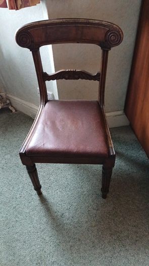 FREE: Mahogany Extending Dining Table & 8 Vintage/Antique Chairs (Must Take All)