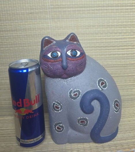 Ceramic cat ornament