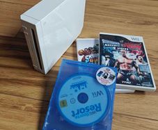 Nintendo Wii with games. (No Wii Remotes)