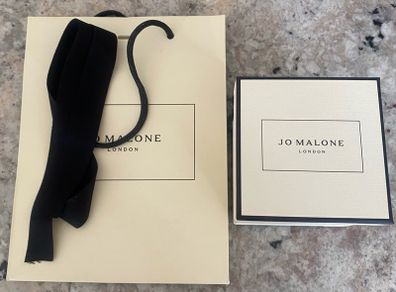 Jo Malone English Pear & Freesia candle - 200g