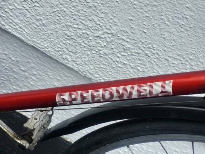 Old Skool Road Bike In Working Order. Read Add Description