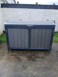 bin store