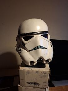 starwars stormtroopers helmat.