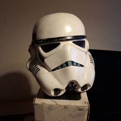 starwars stormtroopers helmat.