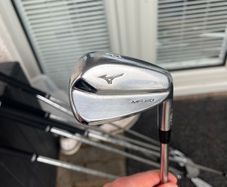 Mizuno MP 20