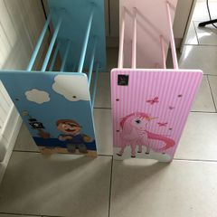 Kids storage stands