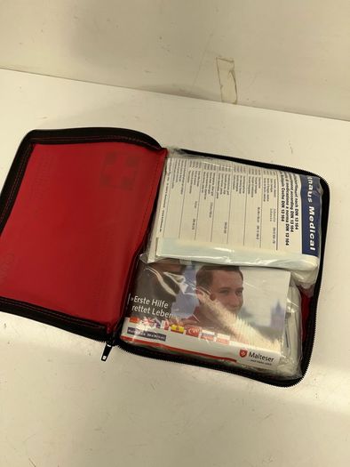 Audi A3 A4 A5 A6 A7 8p0860282g First Aid Kit Medical Pack A6 C7 A2l6b4s