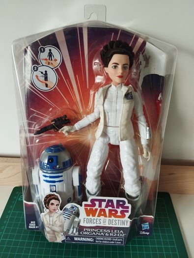 Star Wars Forces of Destiny  Princess Leia & R2-D2 Set