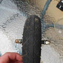 Electric scooter wheel