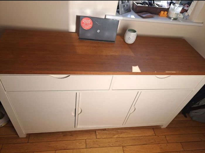 sideboard