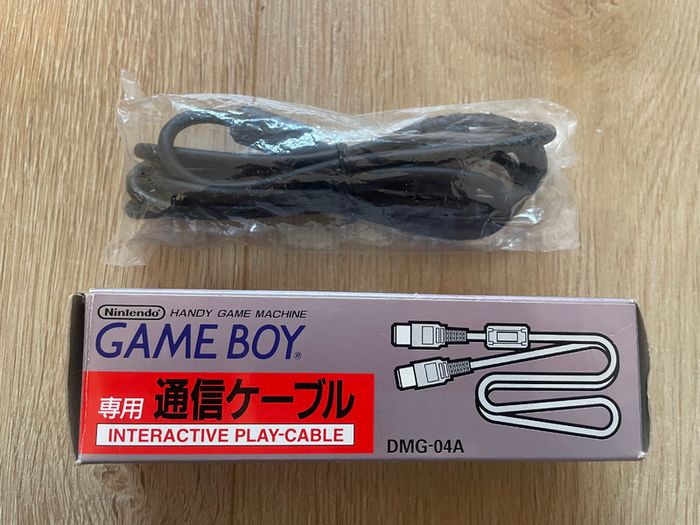 Nintendo Gameboy DMG-04A Game Link Cable Boxed