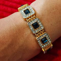 Costume Bracelet - Aprox. 7" - Nice Quality (CS28)