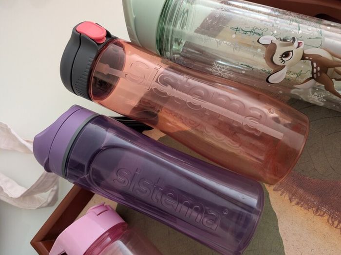 Various kitchen Bits - Bottles, Tray & Pot
