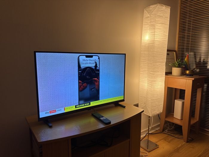 Philips 32" Smart TV (only 5 months old)