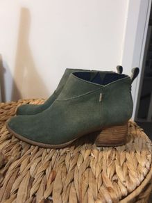 Toms Suede Boots Size Uk 7 ( Eu 40)