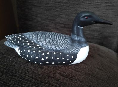 Vintage Duck figurine black & white, carved Wood Look