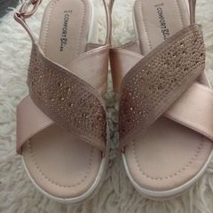 ladies sandals pairs  please see photos