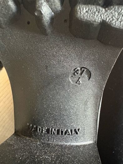 Uk 4 boots