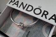 New genuine pandora moments bangle Small