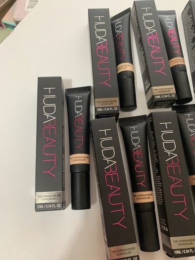 Brand new 100% genuine Huda beauty the overachiever full coverage concealers