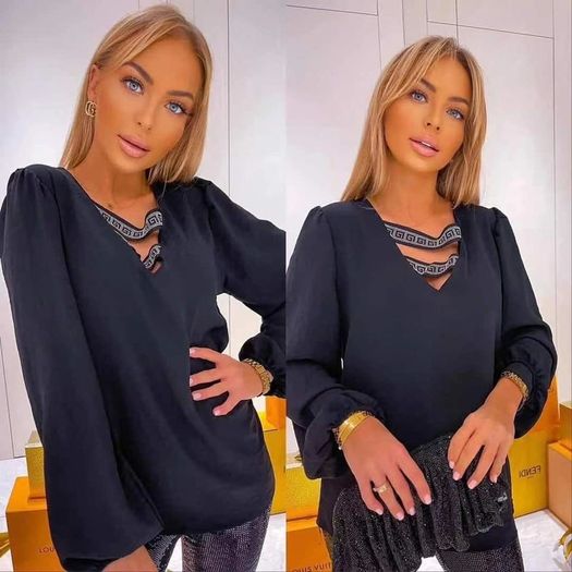 Blouse with stripes