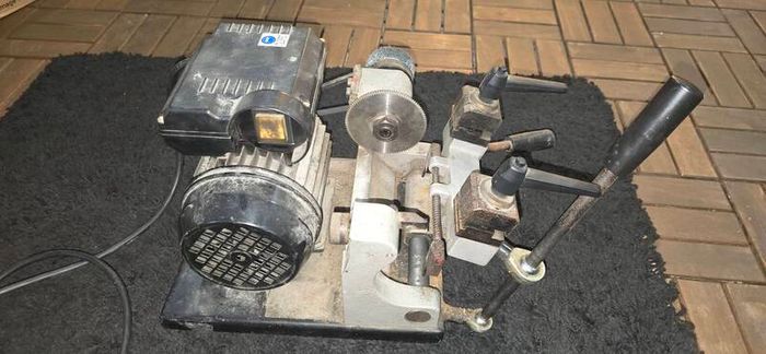 key cutting machine