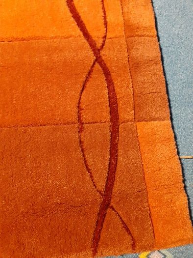 NEW  terracotta rug