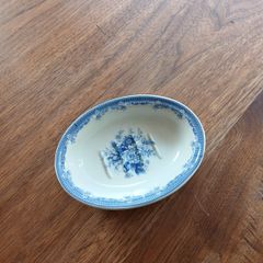 Vintage Powell Craft Cuddra Collection Blue Rose Soap Dish.