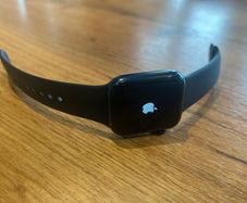 Apple Watch Series 6 40mm Aluminium - Excellent Condition
