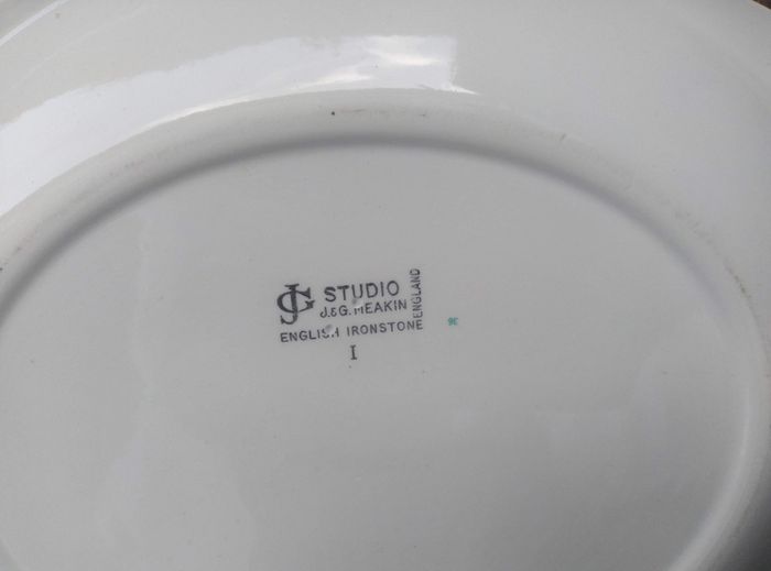 vintage platters, platter, retro platter, Arklow, Poole, JG Meakin