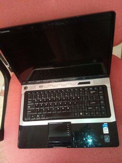 laptop 8 job lot for parts or fix