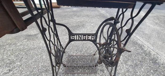 Antique Singer sewing machines x 2