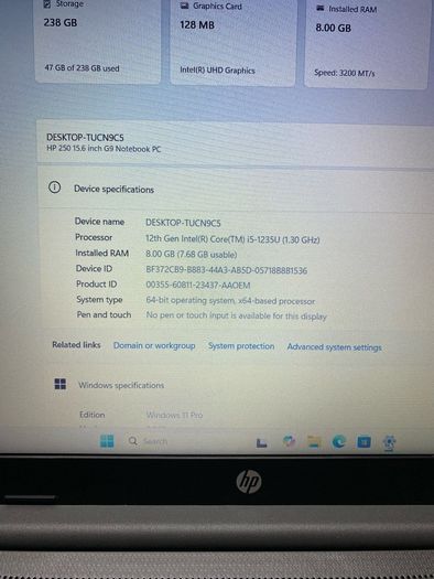 HP Laptop i5 pro 12gen 8/256 windows 11