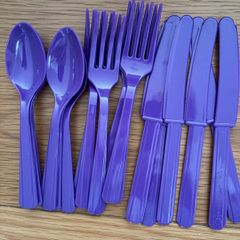 Plastic cutlery