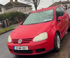 2007 Volkswagen Golf for breaking