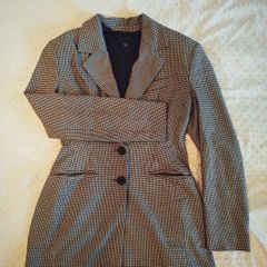 Houndstooth Blazer with Shoulder Pads