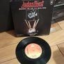 Judas PRiest BReaking Tzhe Law uk 7inch 1980 Image 2