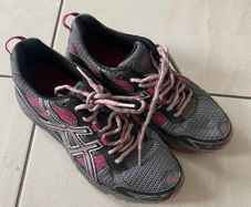 Asics shoes size 6UK