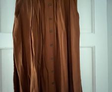 Tan Skirt with pockets