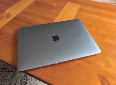 Apple MacBook Pro