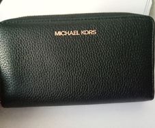 New Michael Kors Wallet