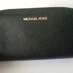 New Michael Kors Wallet