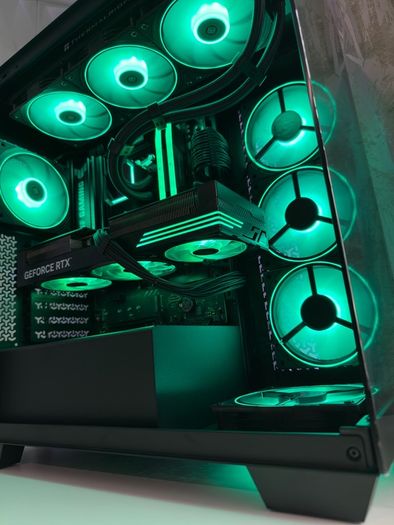High End Gaming PC | RTX 5070 ti 16GB / Ryzen 9800x3d / DDR5
