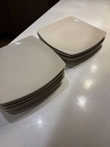 Marks and Spencer Andante Large Square Dinner Plates (9 ) and Free David Mason Design Salt and Pepper Grinders
