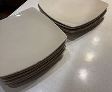 Marks and Spencer Andante Large Square Dinner Plates (9 ) and Free David Mason Design Salt and Pepper Grinders