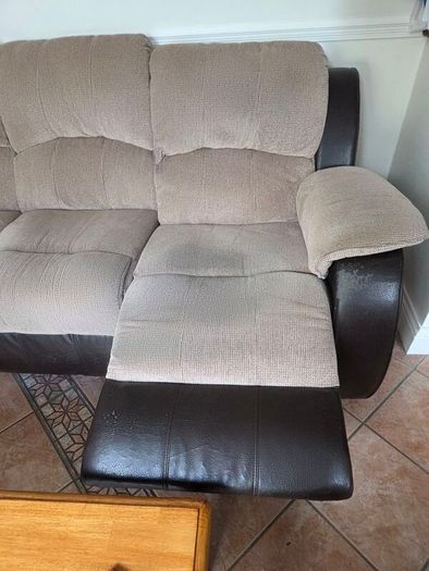 Recliner couch