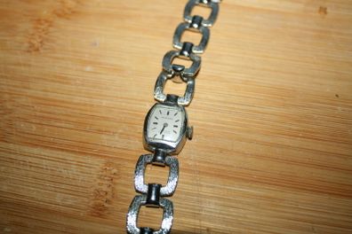Vintage Pratina 17 Rubis Mechanical Watch (in working order)